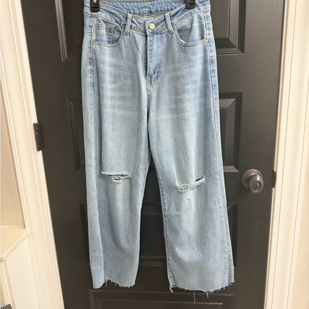 Light Wash Straight Leg Jeans – Size 6 – Raw Hem – Distressed Knees - Picture 2 of 9